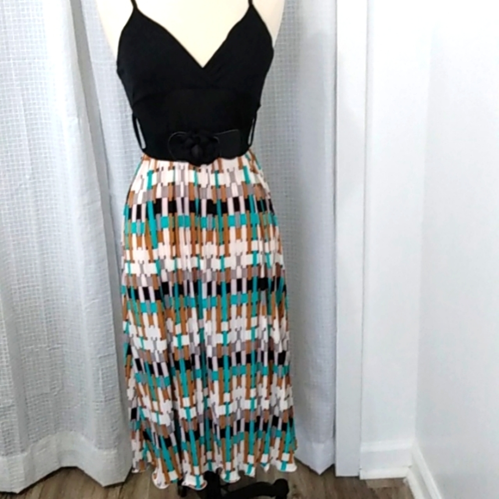 Dress sz S/m v neck belted DD-11 brand with tags